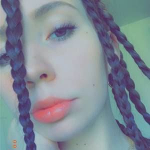 Meet your Posher, Zoe